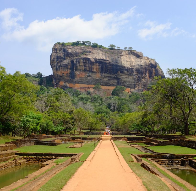 Sigiriya_(141688197)